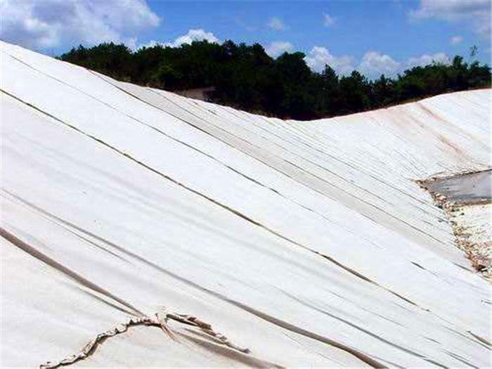 復(fù)合土工膜的修補(bǔ)方法